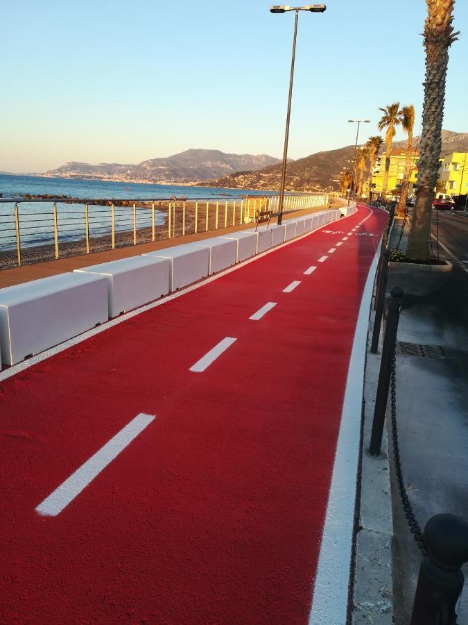 Le Case Del Sole Ventimiglia Exterior foto
